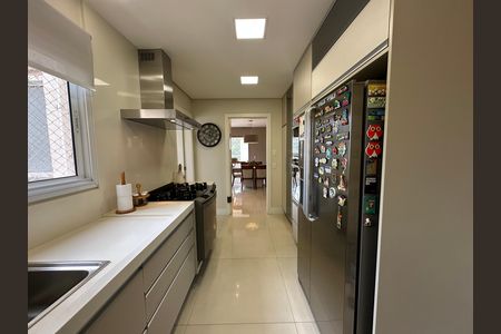 Apartamento à venda com 158m², 3 quartos e 3 vagas Apartamento à venda com 158m², 3 quartos e 3 vagasCozinha