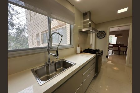 Apartamento à venda com 158m², 3 quartos e 3 vagas Apartamento à venda com 158m², 3 quartos e 3 vagasCozinha