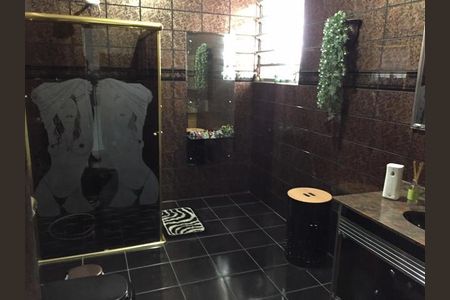 Casa à venda com 280m², 3 quartos e 2 vagas