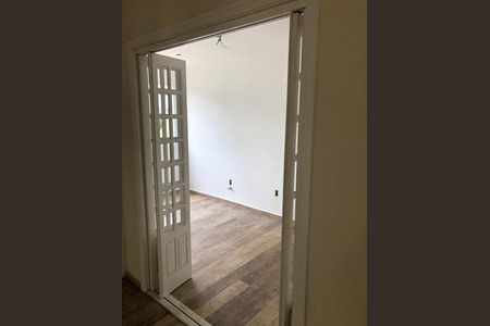 Casa à venda com 3 quartos, 384m² em Vila Rosalia, Guarulhos