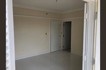Casa à venda com 3 quartos, 384m² em Vila Rosalia, Guarulhos