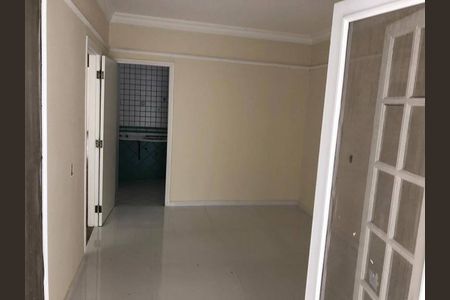 Casa à venda com 3 quartos, 384m² em Vila Rosalia, Guarulhos