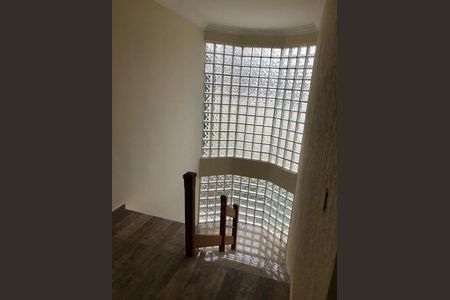 Casa à venda com 384m², 3 quartos e 8 vagas