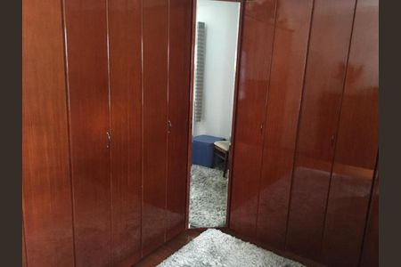 Casa à venda com 3 quartos, 200m² em Jardim Santa Edwirges, Guarulhos