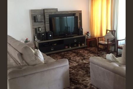 Casa à venda com 3 quartos, 425m² em Vila Rosalia, Guarulhos