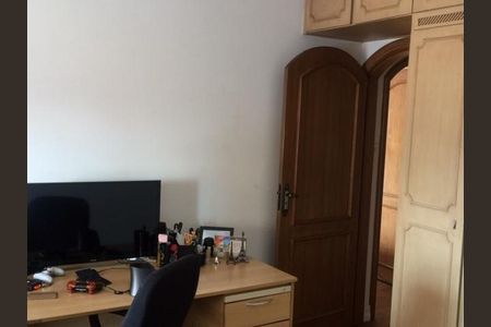 Casa à venda com 3 quartos, 425m² em Vila Rosalia, Guarulhos