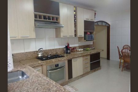 Casa à venda com 200m², 3 quartos e 2 vagas