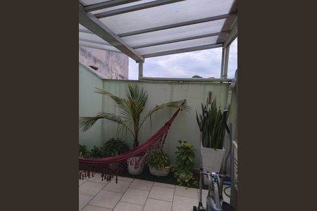 Casa à venda com 121m², 3 quartos e 2 vagas