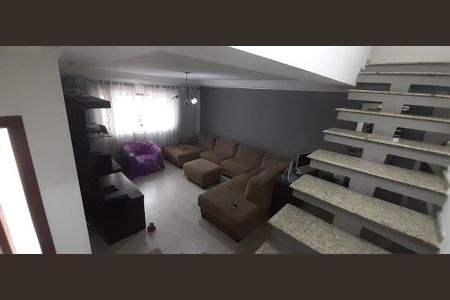 Casa à venda com 3 quartos, 131m² em Vila Moreira, Guarulhos