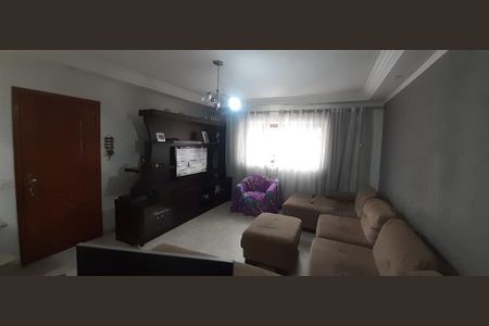 Casa à venda com 3 quartos, 131m² em Vila Moreira, Guarulhos