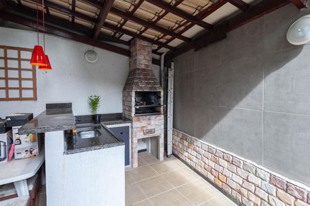 Casa à venda com 180m², 3 quartos e 2 vagas Casa à venda com 180m², 3 quartos e 2 vagasÁrea gourmet