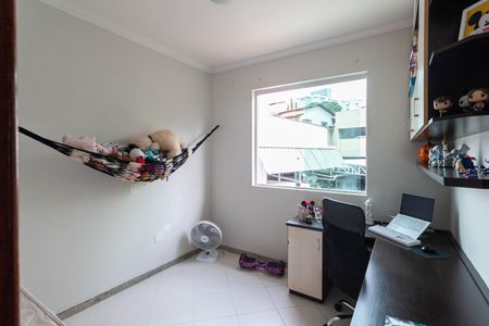 Casa à venda com 180m², 3 quartos e 2 vagas Casa à venda com 180m², 3 quartos e 2 vagasQuarto 2