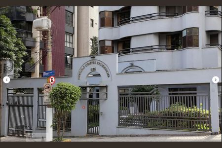 Studio à venda com 32m², 1 quarto e 1 vaga Studio à venda com 32m², 1 quarto e 1 vagaFachada