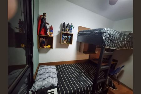 Apartamento à venda com 102m², 2 quartos e 3 vagas
