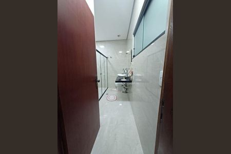 Casa à venda com 300m², 3 quartos e 6 vagas