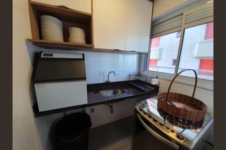 Foto 01 de apartamento para alugar com 3 quartos, 296m² em Enseada, Guarujá