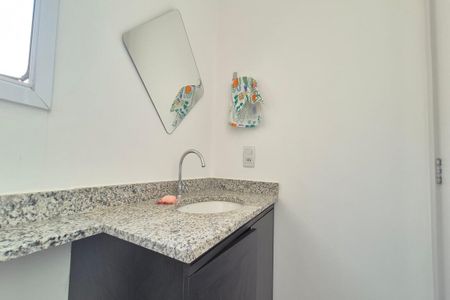 Apartamento para alugar com 64m², 2 quartos e 1 vaga Apartamento para alugar com 64m², 2 quartos e 1 vagaBanheiro da Suíte
