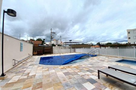 Apartamento para alugar com 64m², 2 quartos e 1 vaga Apartamento para alugar com 64m², 2 quartos e 1 vagaÁrea comum - Piscina