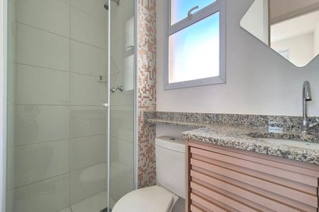 Apartamento para alugar com 64m², 2 quartos e 1 vaga Apartamento para alugar com 64m², 2 quartos e 1 vagaBanheiro