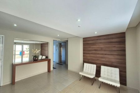 Apartamento para alugar com 64m², 2 quartos e 1 vaga Apartamento para alugar com 64m², 2 quartos e 1 vagaHall de Entrada