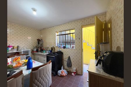 Casa à venda com 200m², 4 quartos e 2 vagas Casa à venda com 200m², 4 quartos e 2 vagasCozinha - Casa 3