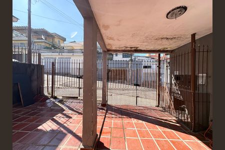 Casa à venda com 200m², 4 quartos e 2 vagas Casa à venda com 200m², 4 quartos e 2 vagasGaragem - Casa 1