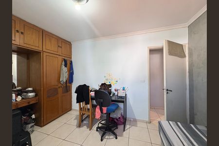 Casa à venda com 200m², 4 quartos e 2 vagas Casa à venda com 200m², 4 quartos e 2 vagasQuarto 3 - Casa 1