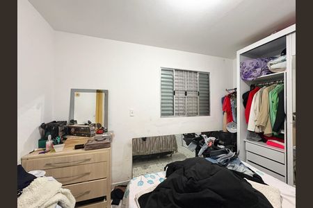 Casa à venda com 200m², 4 quartos e 2 vagas Casa à venda com 200m², 4 quartos e 2 vagasQuarto - Casa 3