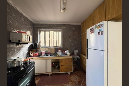 Casa à venda com 200m², 4 quartos e 2 vagas Casa à venda com 200m², 4 quartos e 2 vagasCozinha - Casa 1
