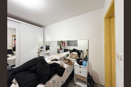 Casa à venda com 200m², 4 quartos e 2 vagas Casa à venda com 200m², 4 quartos e 2 vagasQuarto - Casa 3