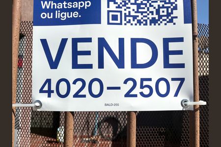 Casa à venda com 200m², 4 quartos e 2 vagas Casa à venda com 200m², 4 quartos e 2 vagasPlaca