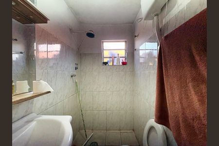 Casa à venda com 200m², 4 quartos e 2 vagas Casa à venda com 200m², 4 quartos e 2 vagasBanheiro - Casa 3