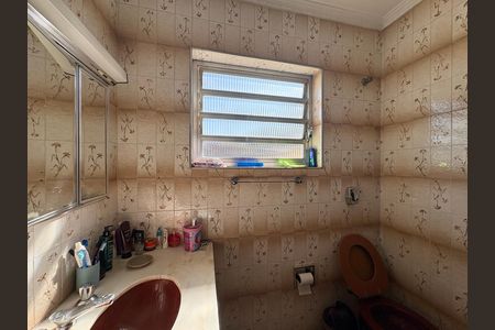 Casa à venda com 200m², 4 quartos e 2 vagas Casa à venda com 200m², 4 quartos e 2 vagasBanheiro 1 - Casa 1