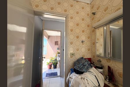 Casa à venda com 200m², 4 quartos e 2 vagas Casa à venda com 200m², 4 quartos e 2 vagasBanheiro 2 - Casa 1