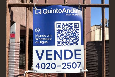 Casa à venda com 200m², 4 quartos e 2 vagas Casa à venda com 200m², 4 quartos e 2 vagasPlaca