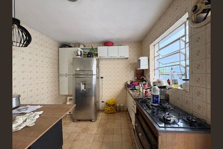 Casa à venda com 200m², 4 quartos e 2 vagas Casa à venda com 200m², 4 quartos e 2 vagasCozinha - Casa 2