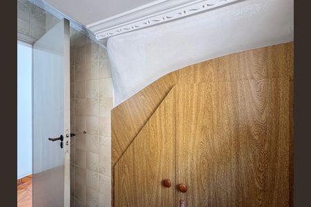 Casa à venda com 200m², 4 quartos e 2 vagas Casa à venda com 200m², 4 quartos e 2 vagasLavabo - Casa 1