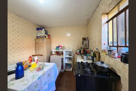 Casa à venda com 200m², 4 quartos e 2 vagas Casa à venda com 200m², 4 quartos e 2 vagasCozinha - Casa 3