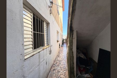 Casa à venda com 200m², 4 quartos e 2 vagas Casa à venda com 200m², 4 quartos e 2 vagasÁrea de Serviço - Casa 2
