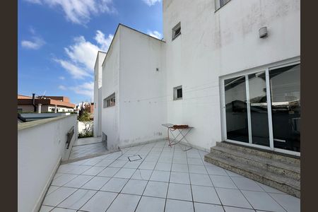 Casa de condomínio à venda com 936m², 4 quartos e 8 vagasQuintal