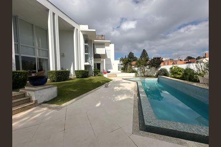 Casa de condomínio à venda com 936m², 4 quartos e 8 vagasPiscina