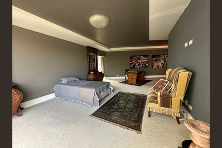 Casa de condomínio à venda com 936m², 4 quartos e 8 vagasSuíte 1