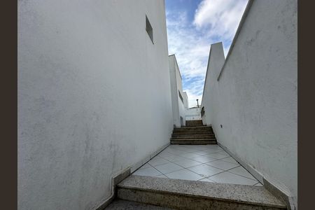 Casa de condomínio à venda com 936m², 4 quartos e 8 vagasQuintal