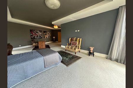 Casa de condomínio à venda com 936m², 4 quartos e 8 vagasSuíte 1