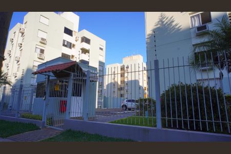 Apartamento à venda com 52m², 2 quartos e 1 vagaPortaria e fachada 