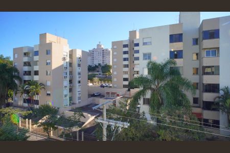 Vista da Rua de apartamento à venda com 2 quartos, 52m² em Rubem Berta, Porto Alegre