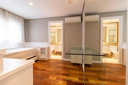 Apartamento para alugar com 390m², 4 quartos e 3 vagas Apartamento para alugar com 390m², 4 quartos e 3 vagasQuarto 3 - Suíte