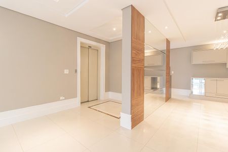 Apartamento para alugar com 390m², 4 quartos e 3 vagas Apartamento para alugar com 390m², 4 quartos e 3 vagasSala