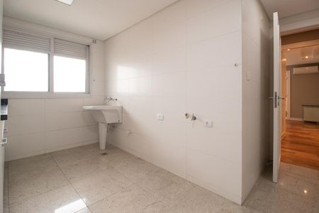 Apartamento para alugar com 390m², 4 quartos e 3 vagas Apartamento para alugar com 390m², 4 quartos e 3 vagasÁrea de Serviço