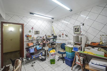 Casa para alugar com 252m², 4 quartos e 5 vagas